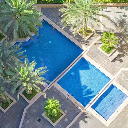 Chic 2Br Apartment, Prime Location Near Dubai Mall - Allsopp&Allsopp Екстер'єр фото