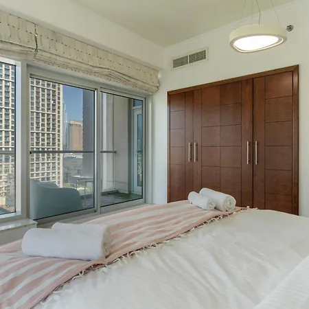 Chic 2Br Apartment, Prime Location Near Dubai Mall - Allsopp&Allsopp Екстер'єр фото