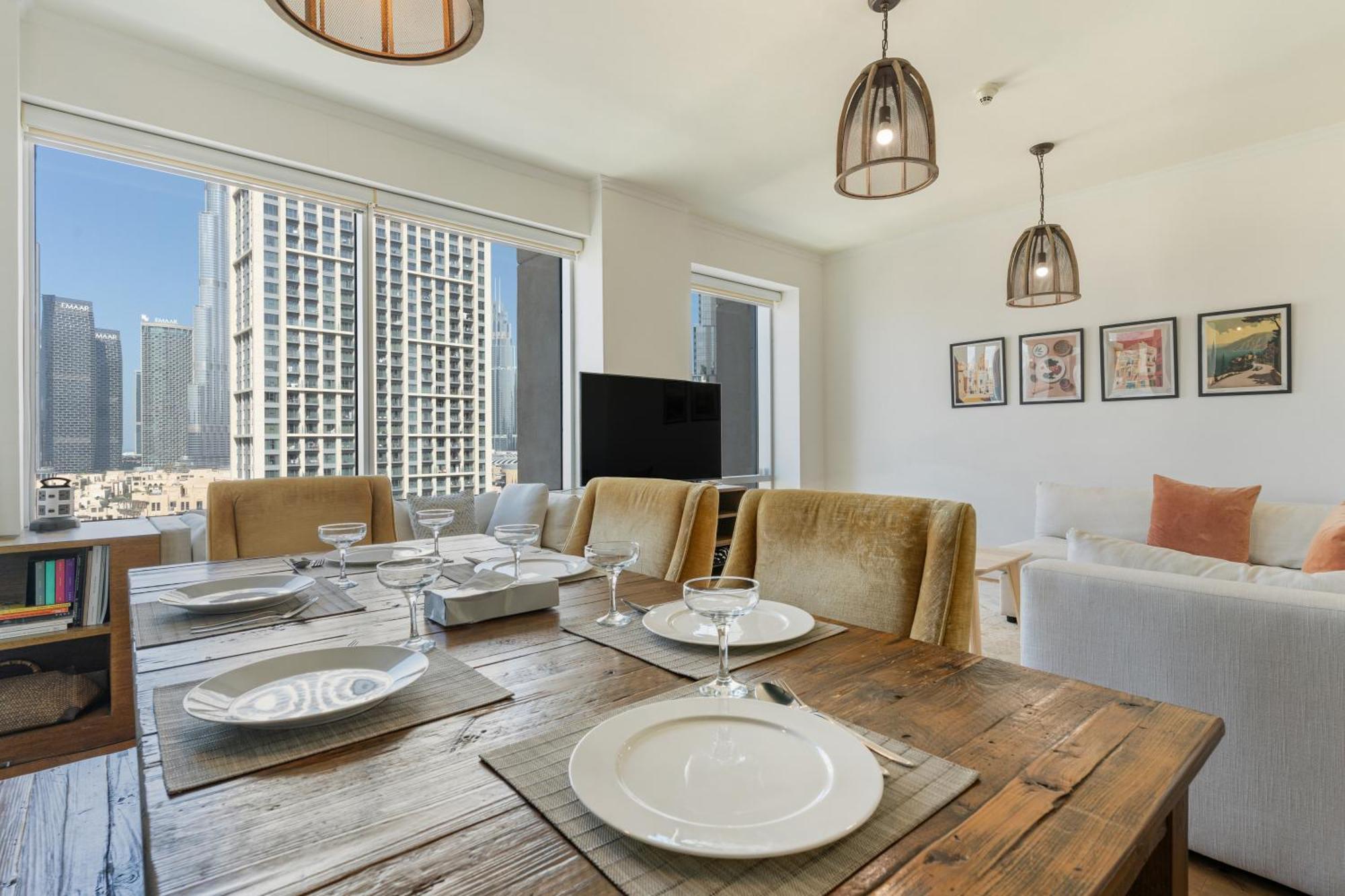 Chic 2br Apartment, Prime Location Near Mall - Allsopp&allsopp Апартаменти *