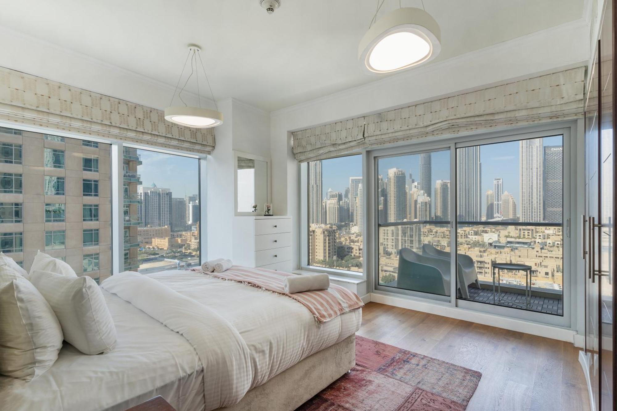 Апартаменти Chic 2br Apartment, Prime Location Near Mall - Allsopp&allsopp Дубай